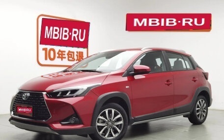 Toyota Yaris XP150 рестайлинг, 2022 год, 1 050 000 рублей, 1 фотография