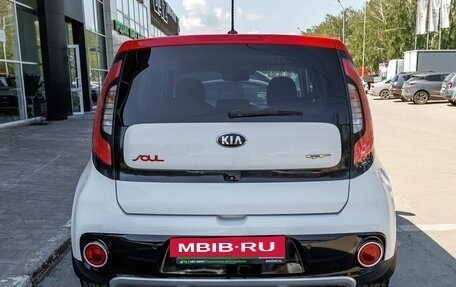 KIA Soul II рестайлинг, 2016 год, 1 538 700 рублей, 6 фотография
