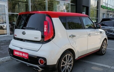 KIA Soul II рестайлинг, 2016 год, 1 538 700 рублей, 5 фотография