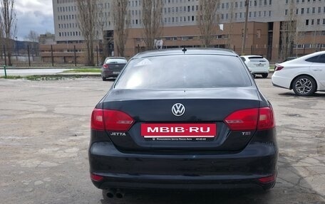 Volkswagen Jetta VI, 2012 год, 650 000 рублей, 4 фотография