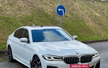 BMW 5 серия, 2022 год, 4 699 999 рублей, 4 фотография