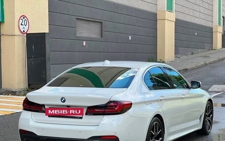 BMW 5 серия, 2022 год, 4 699 999 рублей, 10 фотография