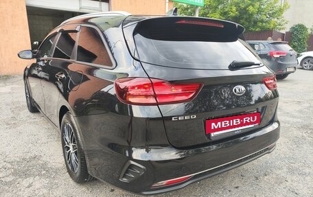 KIA cee'd III, 2019 год, 1 380 000 рублей, 3 фотография