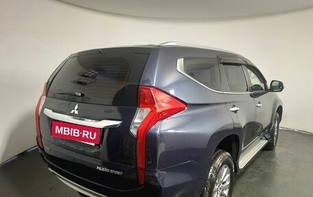 Mitsubishi Pajero Sport III рестайлинг, 2018 год, 2 750 000 рублей, 4 фотография