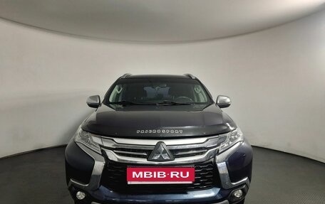 Mitsubishi Pajero Sport III рестайлинг, 2018 год, 2 750 000 рублей, 2 фотография