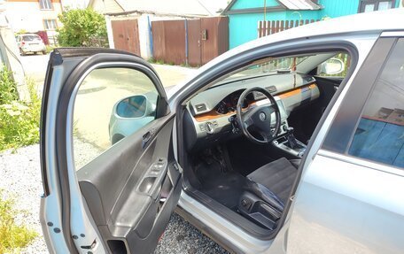 Volkswagen Passat B6, 2005 год, 500 000 рублей, 9 фотография