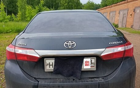 Toyota Corolla, 2015 год, 820 000 рублей, 5 фотография