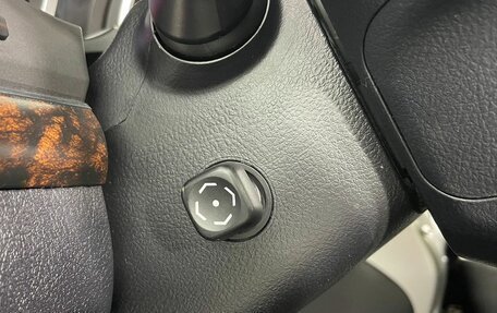 Toyota Land Cruiser 200, 2015 год, 3 200 000 рублей, 15 фотография