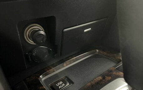 Toyota Land Cruiser 200, 2015 год, 3 200 000 рублей, 22 фотография