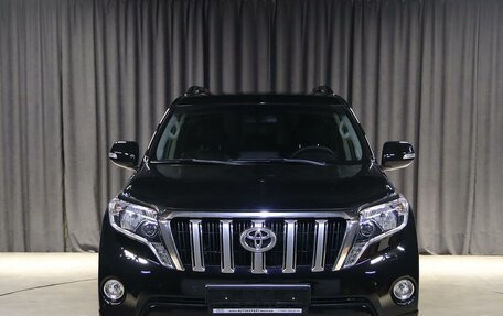 Toyota Land Cruiser Prado 150 рестайлинг 2, 2016 год, 3 199 000 рублей, 13 фотография