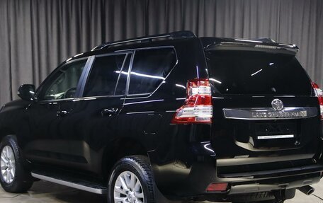 Toyota Land Cruiser Prado 150 рестайлинг 2, 2016 год, 3 199 000 рублей, 4 фотография