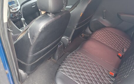 Hyundai Solaris II рестайлинг, 2012 год, 570 000 рублей, 6 фотография