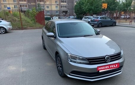 Volkswagen Jetta VI, 2016 год, 1 350 000 рублей, 2 фотография