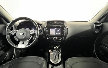 KIA Soul II рестайлинг, 2017 год, 1 780 000 рублей, 13 фотография
