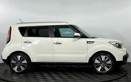 KIA Soul II рестайлинг, 2017 год, 1 780 000 рублей, 5 фотография