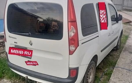 Renault Kangoo II рестайлинг, 2013 год, 700 000 рублей, 2 фотография