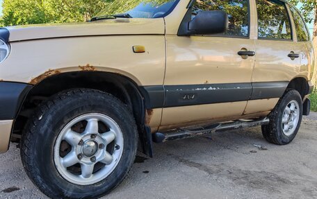 Chevrolet Niva I рестайлинг, 2005 год, 260 000 рублей, 2 фотография