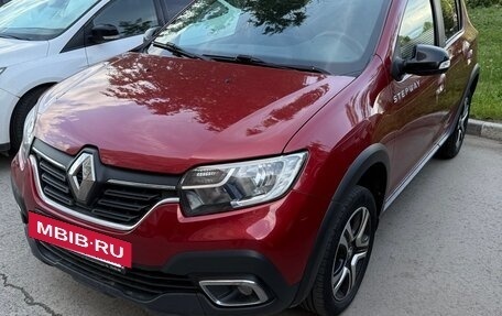 Renault Sandero II рестайлинг, 2019 год, 1 200 000 рублей, 3 фотография
