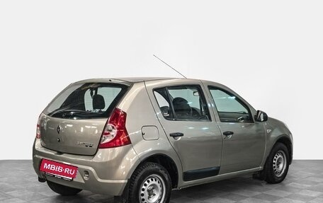 Renault Sandero I, 2011 год, 555 000 рублей, 3 фотография