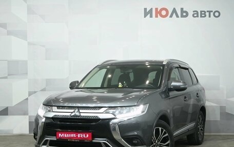 Mitsubishi Outlander III рестайлинг 3, 2019 год, 2 280 000 рублей, 1 фотография