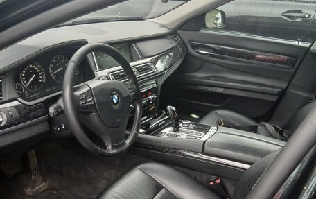 BMW 7 серия, 2012 год, 1 500 000 рублей, 3 фотография