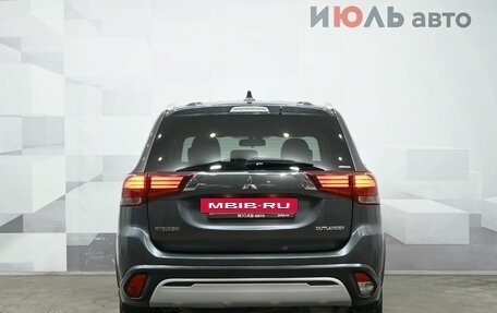 Mitsubishi Outlander III рестайлинг 3, 2019 год, 2 280 000 рублей, 5 фотография