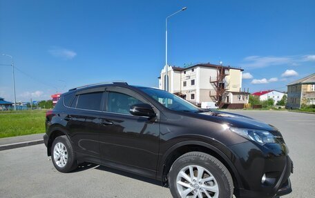 Toyota RAV4, 2015 год, 2 450 000 рублей, 3 фотография
