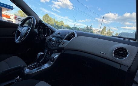 Chevrolet Cruze II, 2013 год, 730 000 рублей, 9 фотография