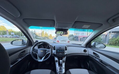 Chevrolet Cruze II, 2013 год, 730 000 рублей, 10 фотография
