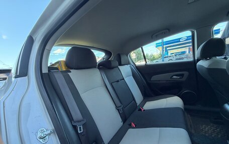 Chevrolet Cruze II, 2013 год, 730 000 рублей, 13 фотография