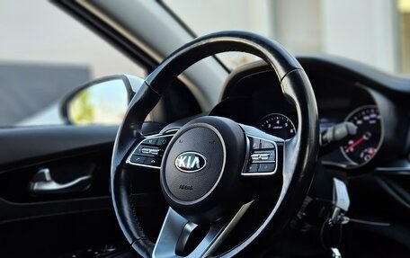 KIA Cerato IV, 2019 год, 1 630 000 рублей, 10 фотография