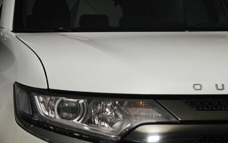Mitsubishi Outlander III рестайлинг 3, 2021 год, 2 731 000 рублей, 10 фотография