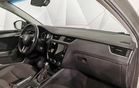 Skoda Octavia, 2018 год, 1 639 000 рублей, 12 фотография