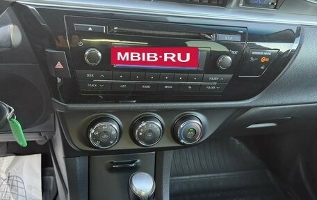 Toyota Corolla, 2013 год, 1 300 000 рублей, 13 фотография