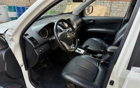Mitsubishi L200 IV рестайлинг, 2013 год, 990 000 рублей, 13 фотография