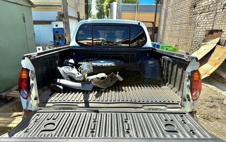 Mitsubishi L200 IV рестайлинг, 2013 год, 990 000 рублей, 6 фотография