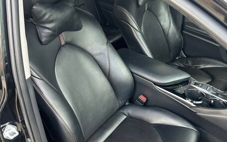 Toyota Camry, 2020 год, 2 490 000 рублей, 13 фотография