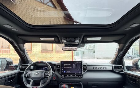 Toyota Sequoia, 2023 год, 13 900 000 рублей, 10 фотография
