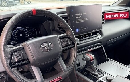 Toyota Sequoia, 2023 год, 13 900 000 рублей, 5 фотография
