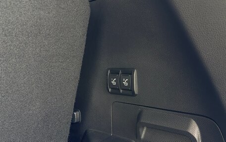 Toyota Sequoia, 2023 год, 13 900 000 рублей, 16 фотография