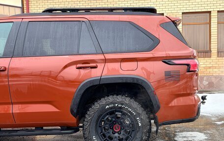 Toyota Sequoia, 2023 год, 13 900 000 рублей, 33 фотография