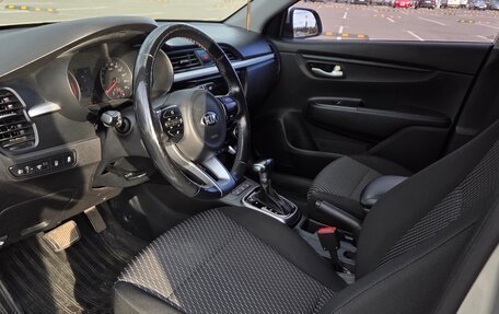 KIA Rio IV, 2019 год, 1 550 000 рублей, 6 фотография