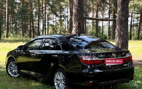 Toyota Camry, 2017 год, 2 223 000 рублей, 5 фотография