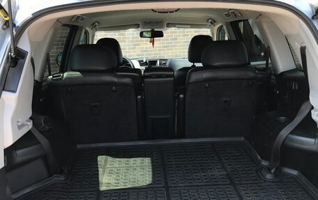 Toyota Highlander III, 2010 год, 1 500 000 рублей, 6 фотография