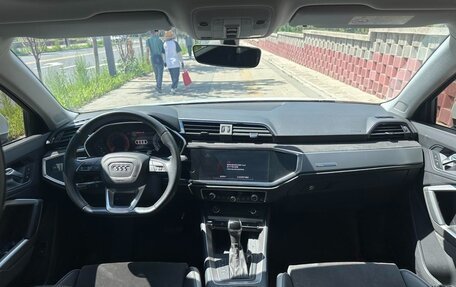 Audi Q3, 2022 год, 2 300 000 рублей, 8 фотография