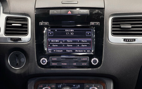 Volkswagen Touareg III, 2013 год, 1 750 000 рублей, 10 фотография