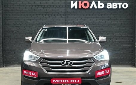 Hyundai Santa Fe III рестайлинг, 2013 год, 1 800 000 рублей, 2 фотография