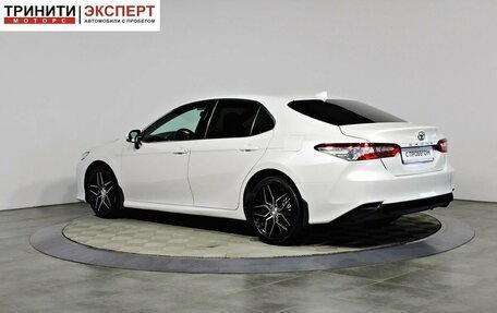 Toyota Camry, 2018 год, 2 357 000 рублей, 6 фотография