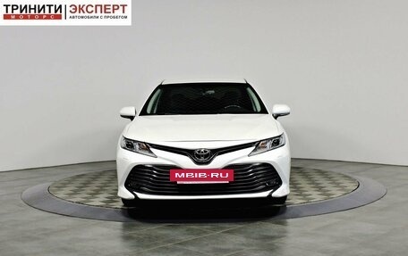 Toyota Camry, 2018 год, 2 357 000 рублей, 2 фотография