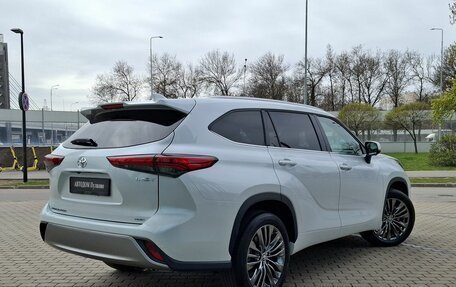 Toyota Highlander, 2026 год, 5 670 000 рублей, 7 фотография